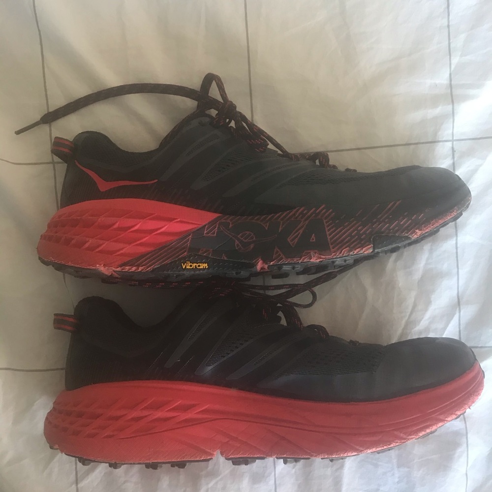 Hoka One One Speedgoat 3 Size 9.5